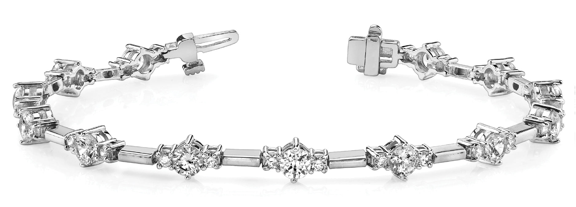 Multi-Diamond Fashion Bracelet in Precious Metal