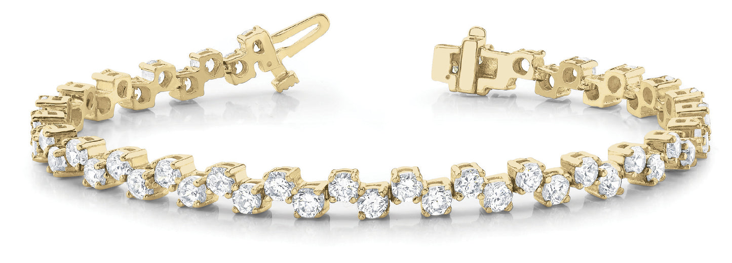 18K Yellow Gold 3.12ctw Diamond Fashion Bracelet